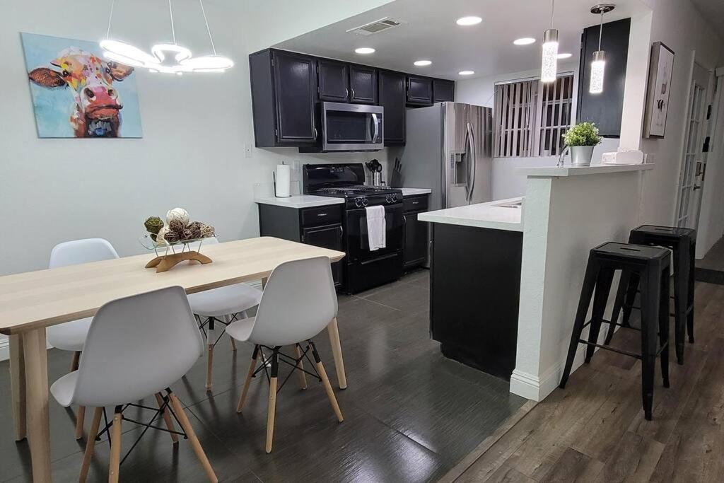 L - Fully Remodeled And Professionally Decorated Λας Βέγκας Εξωτερικό φωτογραφία